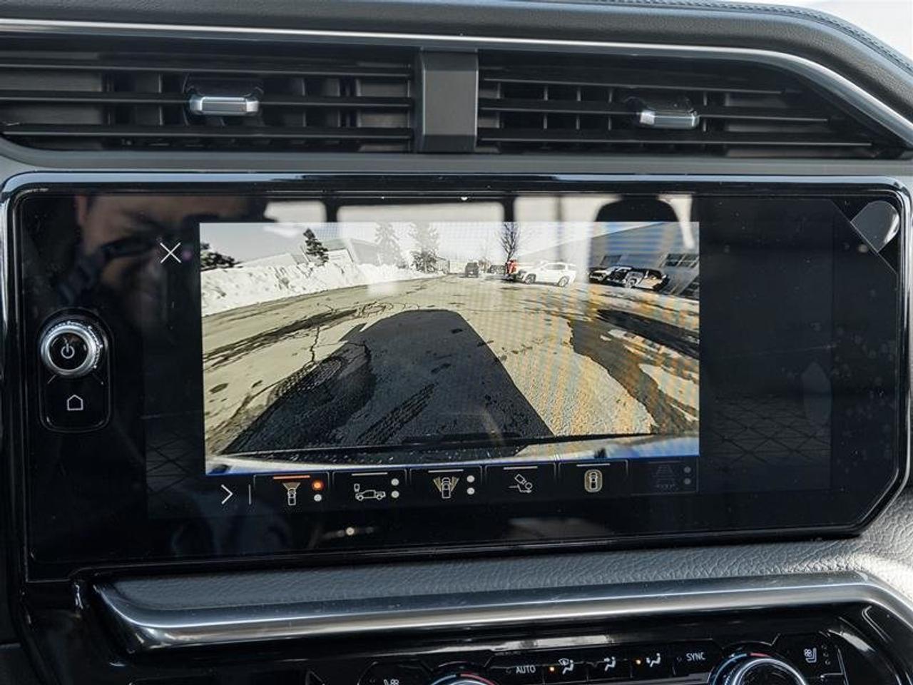 2026 GMC Sierra 2500 HD DENALI Photo