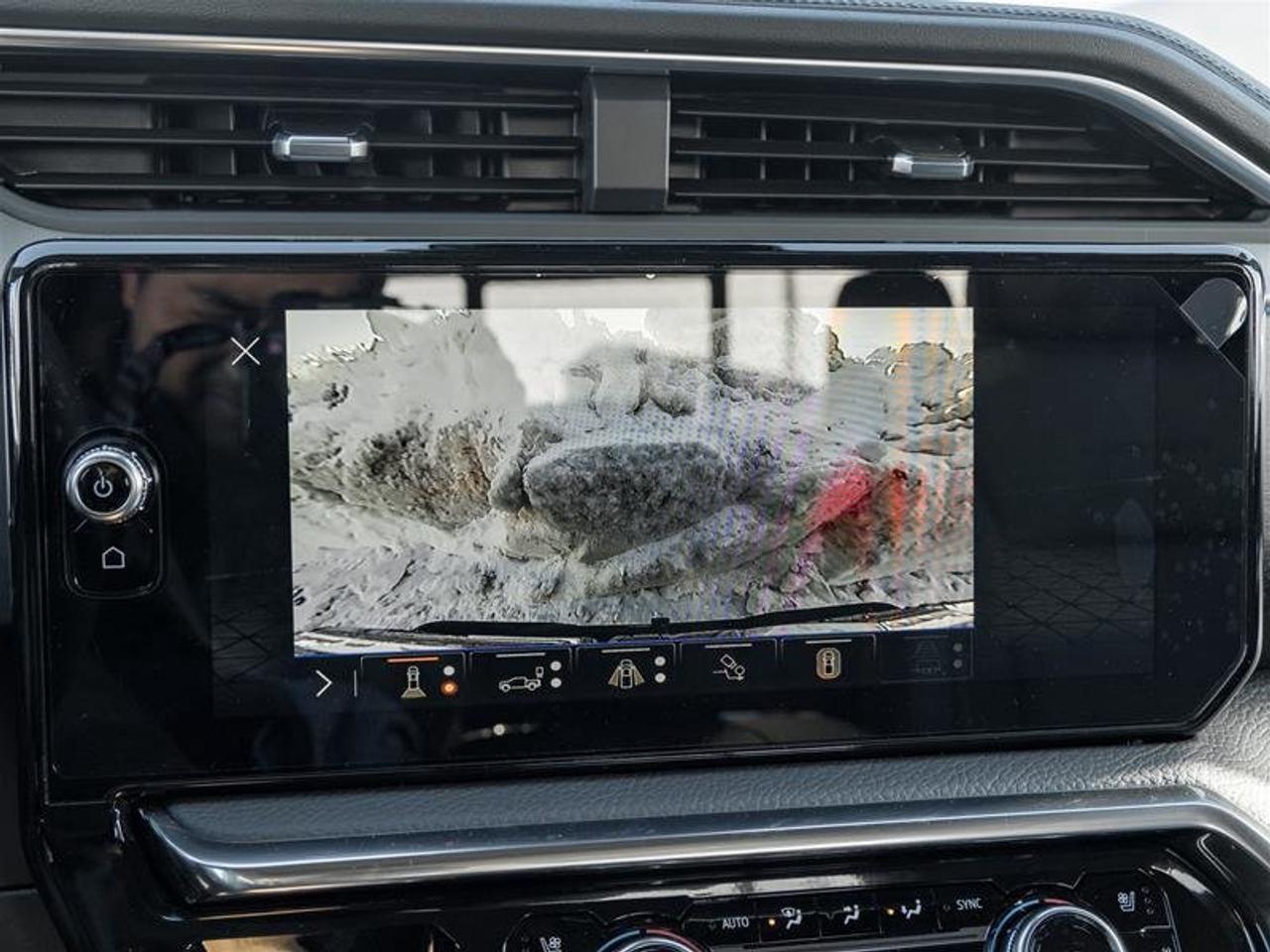 2026 GMC Sierra 2500 HD DENALI Photo2
