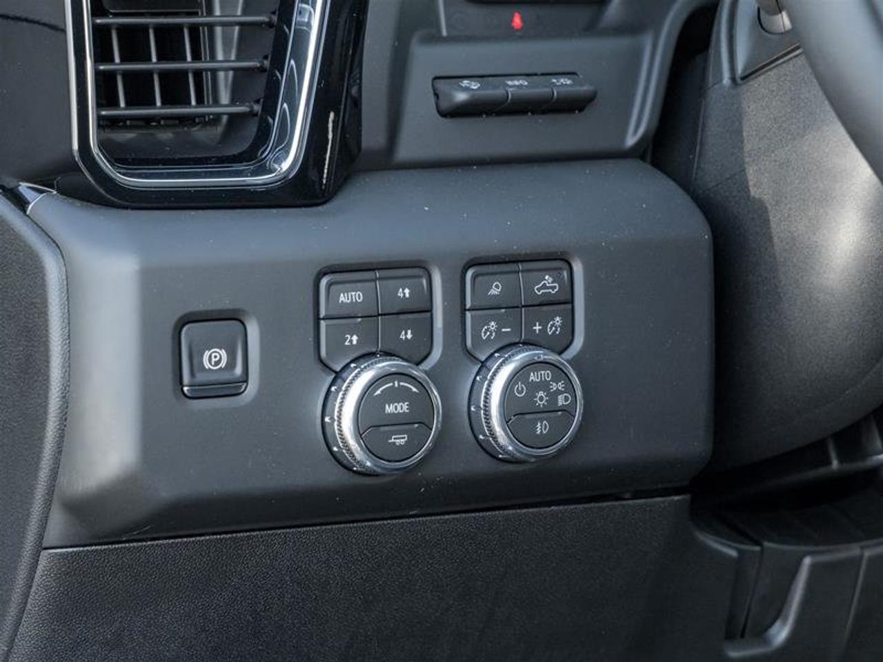 2026 GMC Sierra 2500 HD DENALI Photo