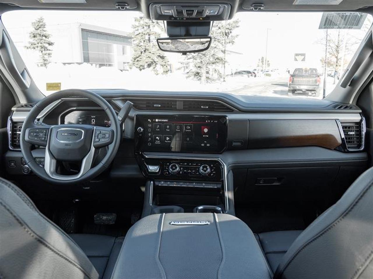 2026 GMC Sierra 2500 HD DENALI Photo