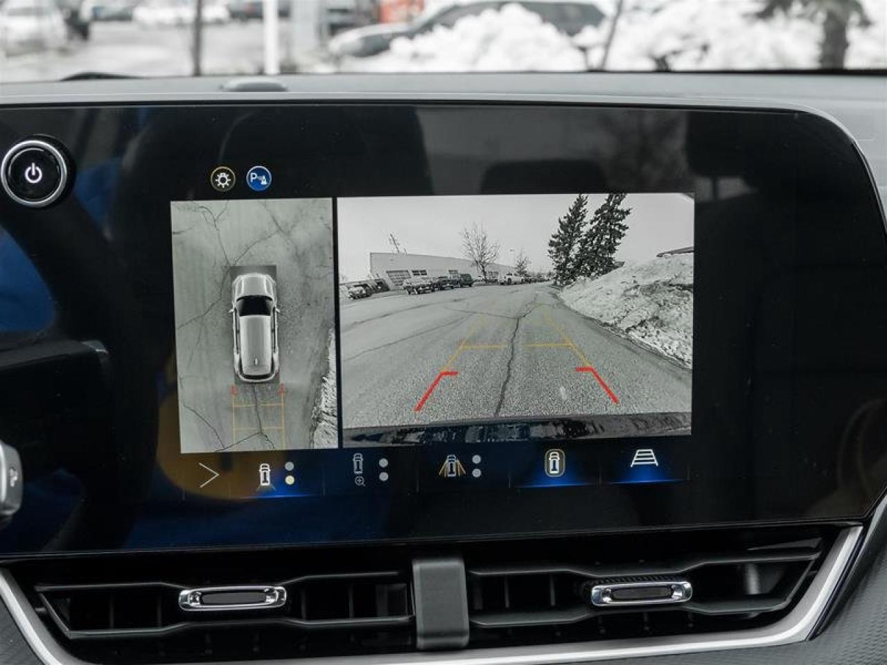 2026 Chevrolet Equinox LT Photo