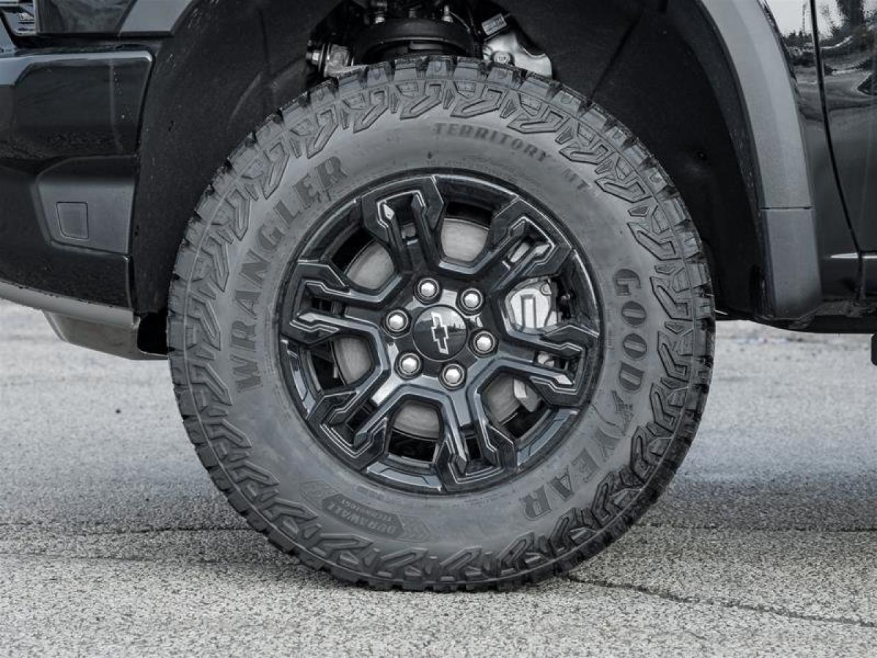 2026 Chevrolet Silverado 1500 ZR2 Photo