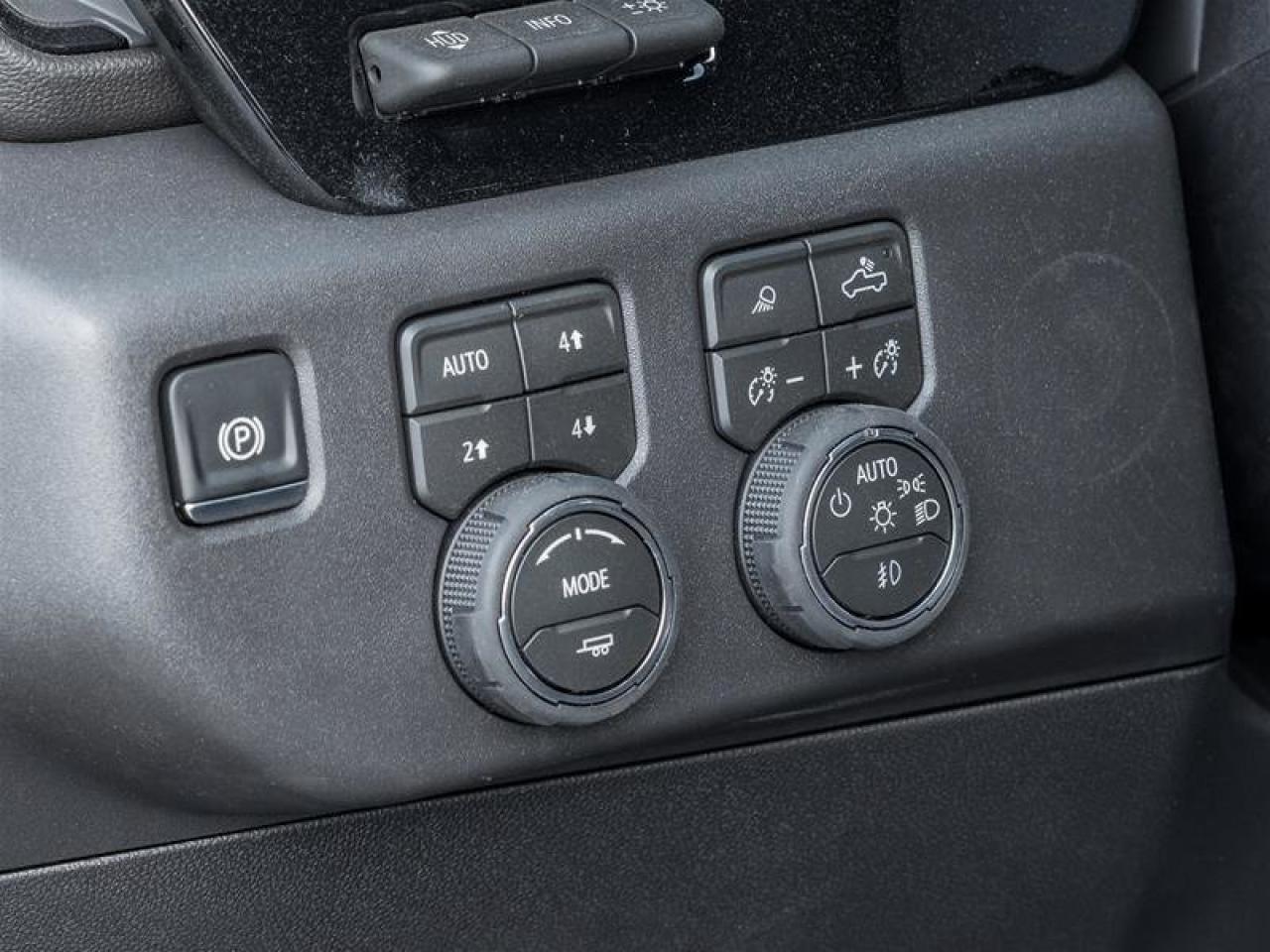 2026 Chevrolet Silverado 1500 ZR2 Photo