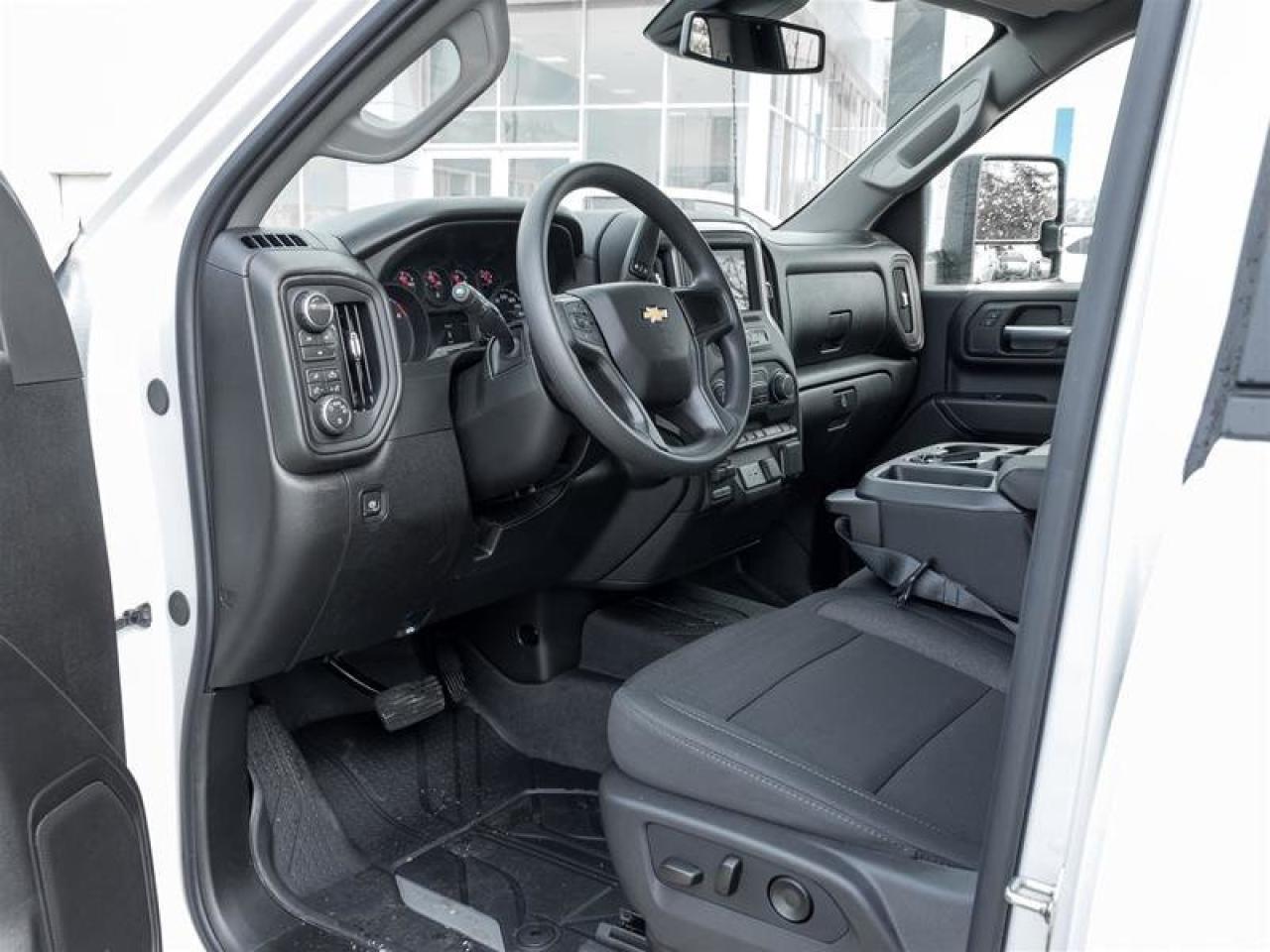 2026 Chevrolet Silverado 2500 HD CUSTOM Photo