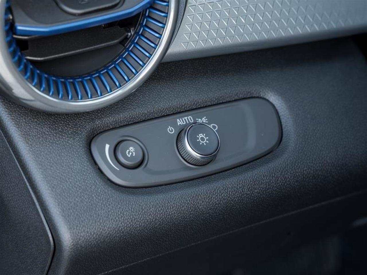 2026 Chevrolet Trax LT Photo