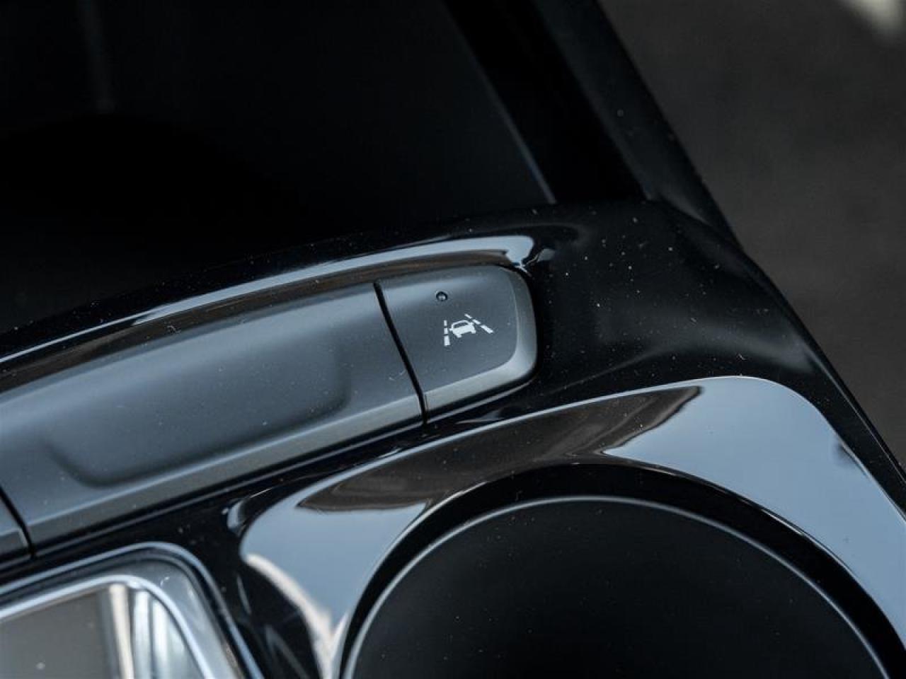 2026 Chevrolet Trax LT Photo