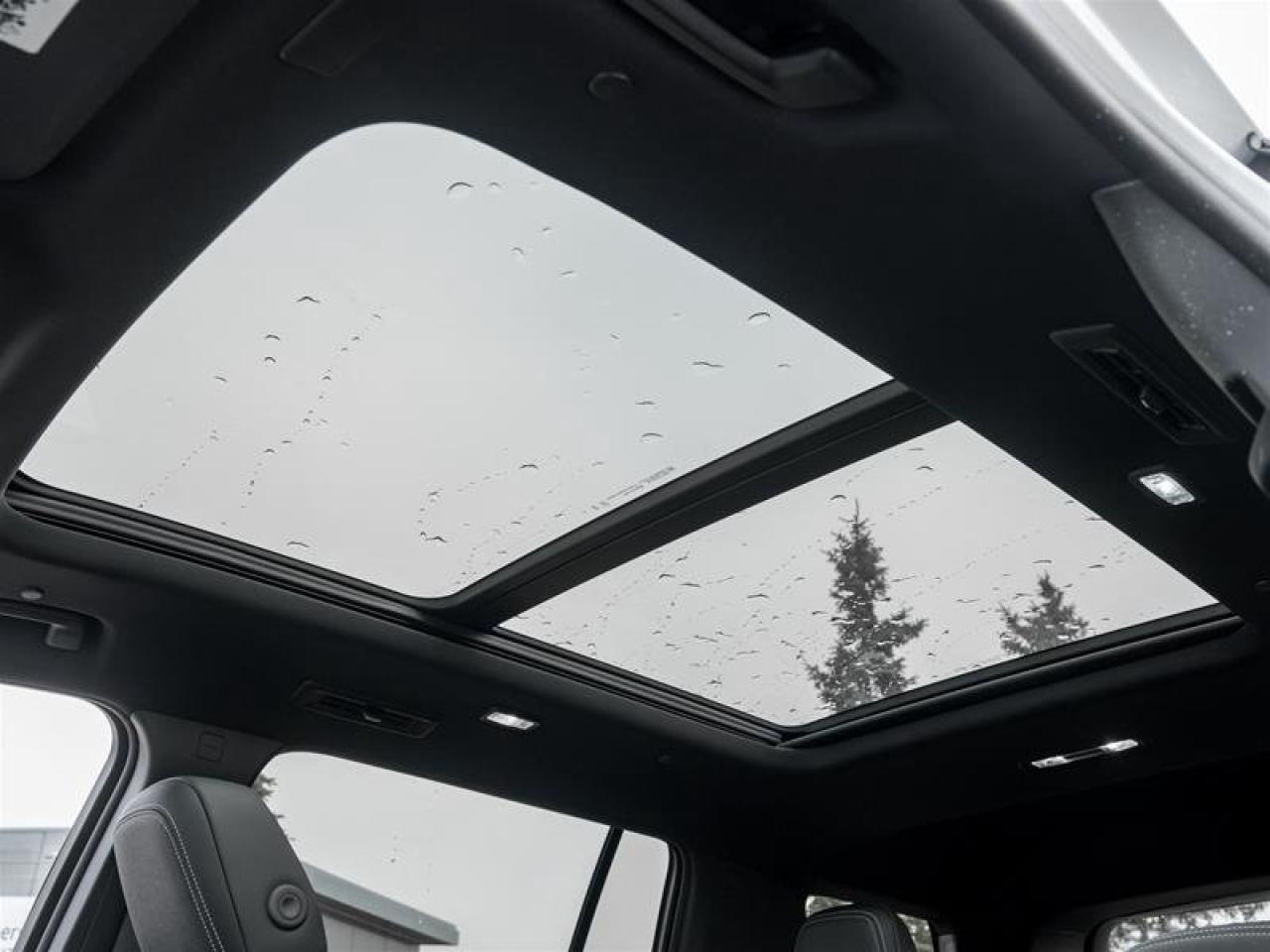 2026 Chevrolet Traverse LT Photo