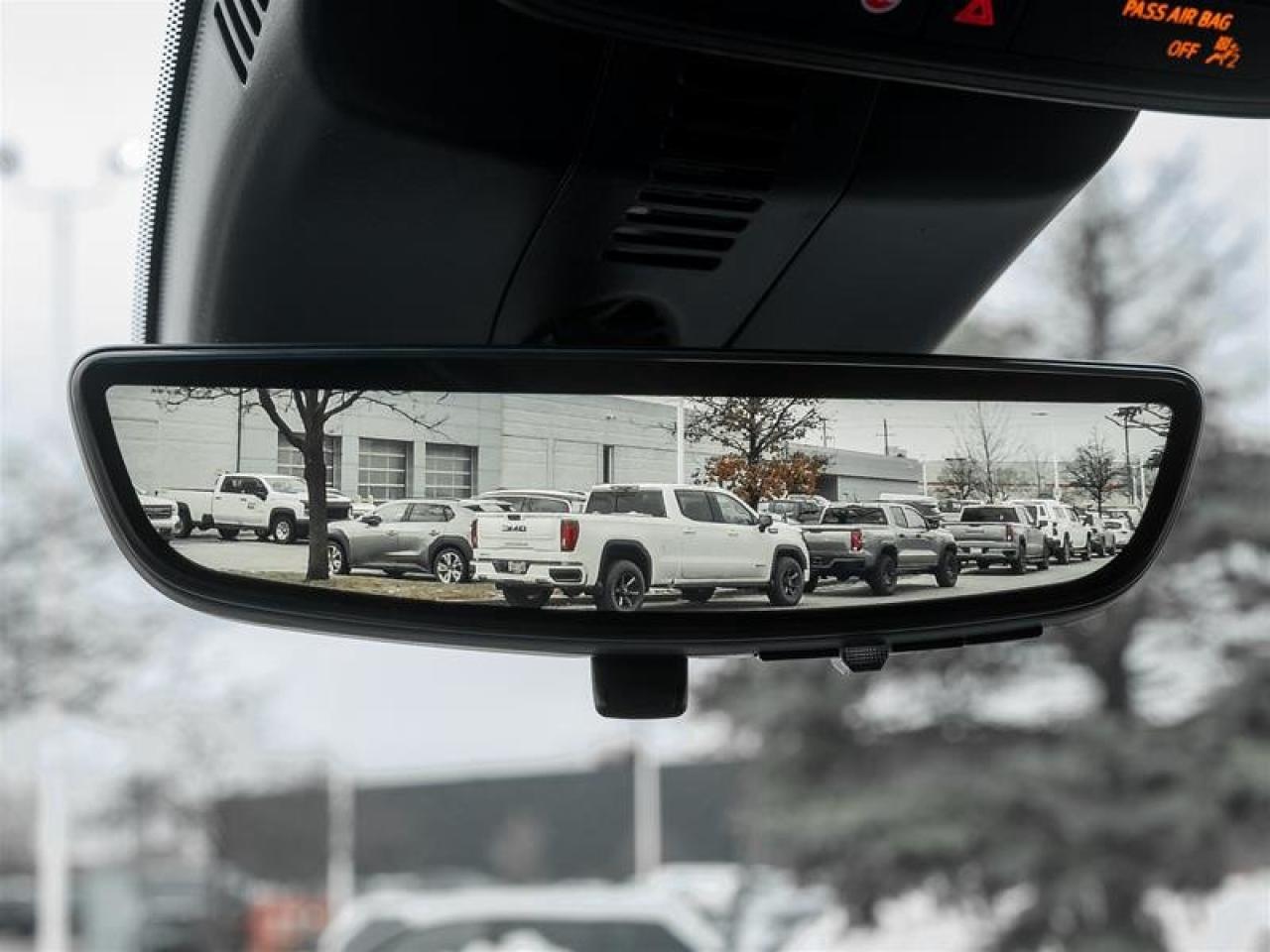 2026 Chevrolet Traverse LT Photo