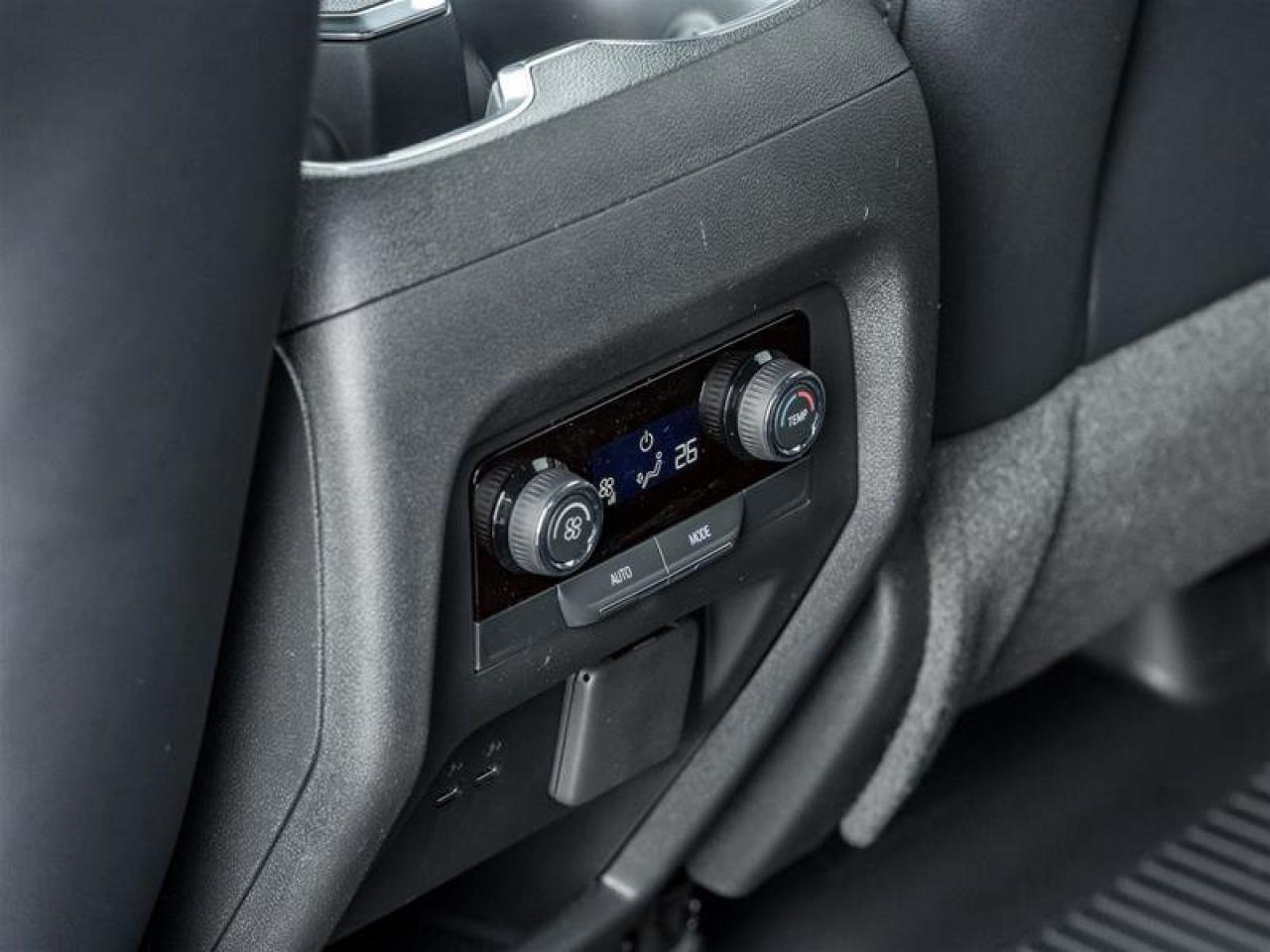 2026 Chevrolet Traverse LT Photo