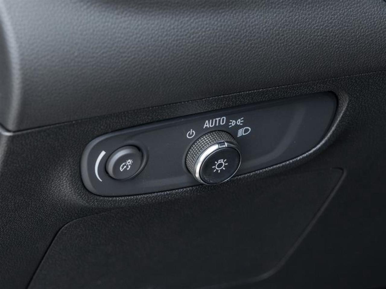 2026 Buick Encore GX Sport Touring Photo