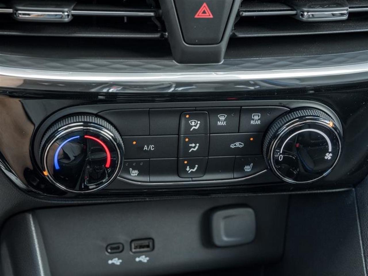 2026 Buick Encore GX Sport Touring Photo