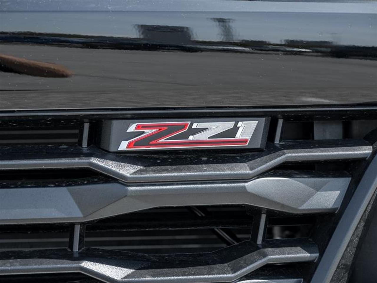 2026 Chevrolet Colorado Z71 Photo2