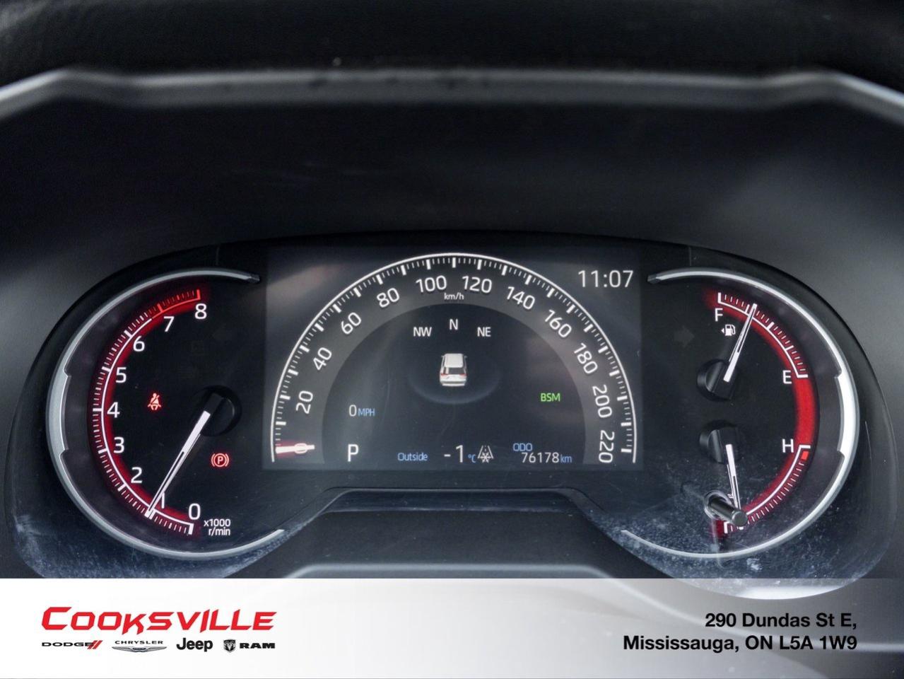 2023 Toyota RAV4 XLE AWD Photo