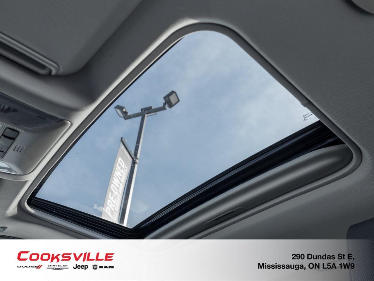 2023 Toyota RAV4 XLE AWD Photo