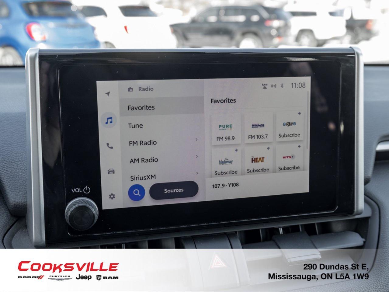 2023 Toyota RAV4 XLE AWD Photo