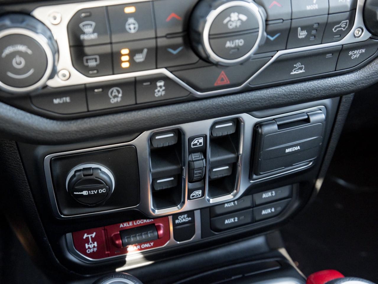 2026 Jeep Gladiator Willys Photo