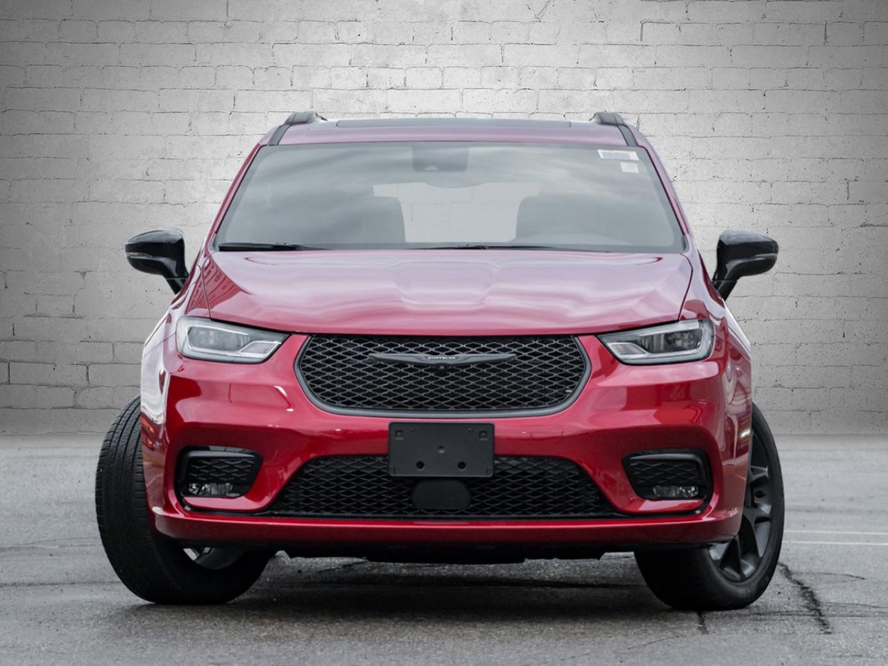 2026 Chrysler Pacifica Select AWD Photo