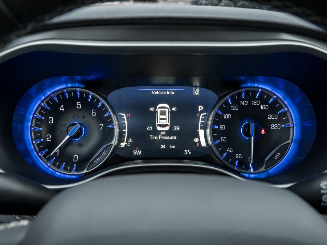 2026 Chrysler Pacifica Select AWD Photo