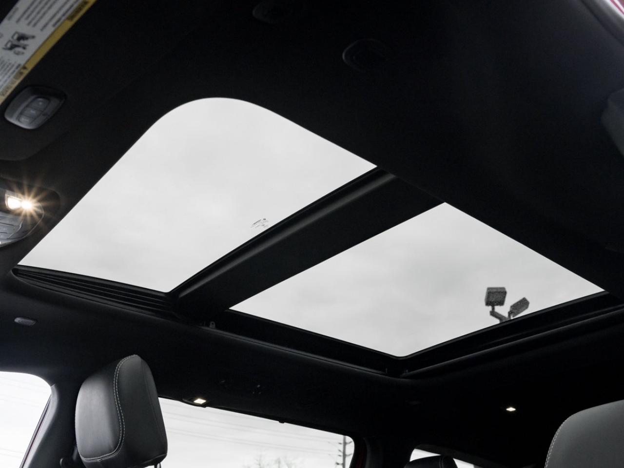 2026 Chrysler Pacifica Select AWD Photo