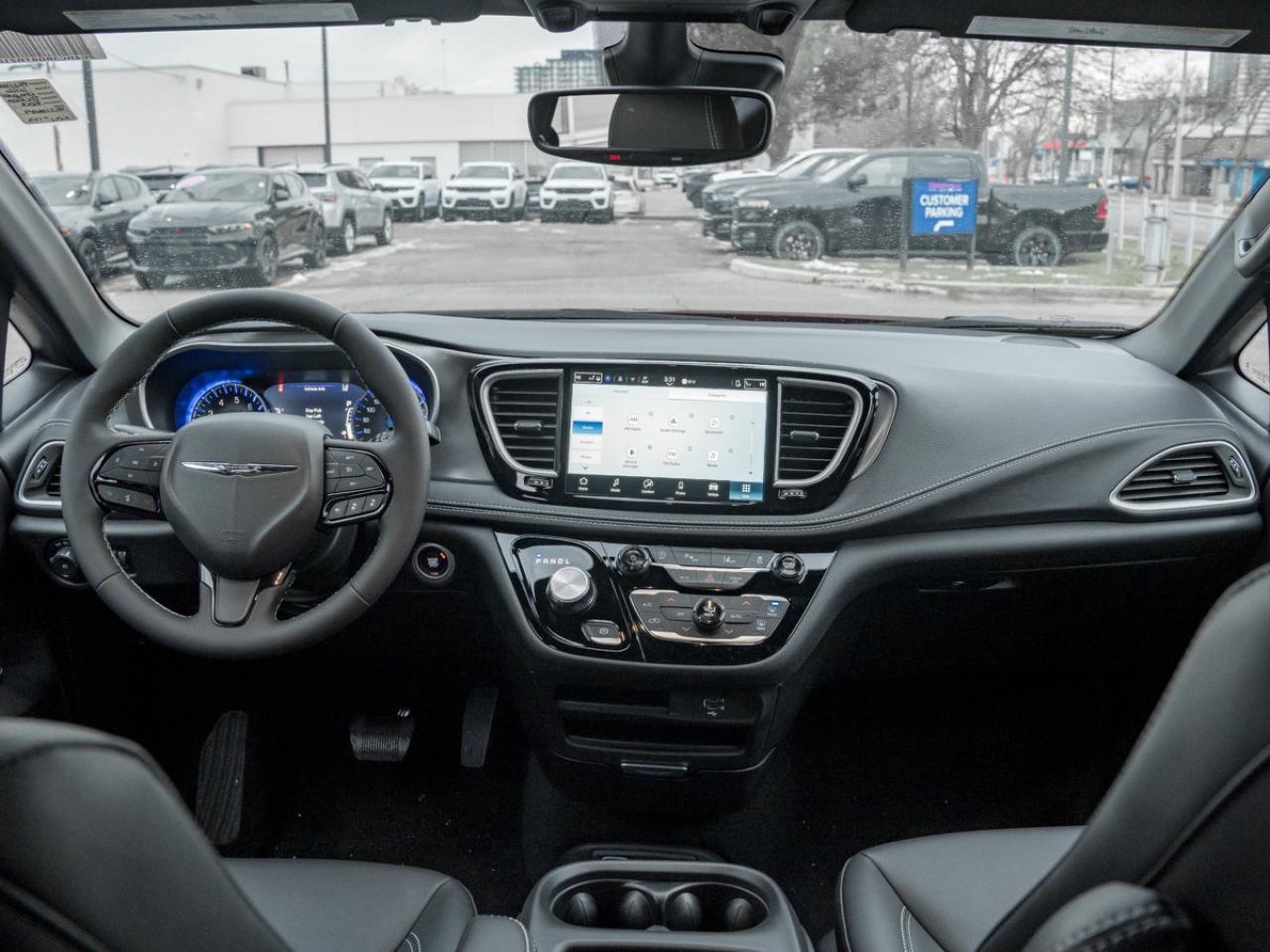 2026 Chrysler Pacifica Select AWD Photo