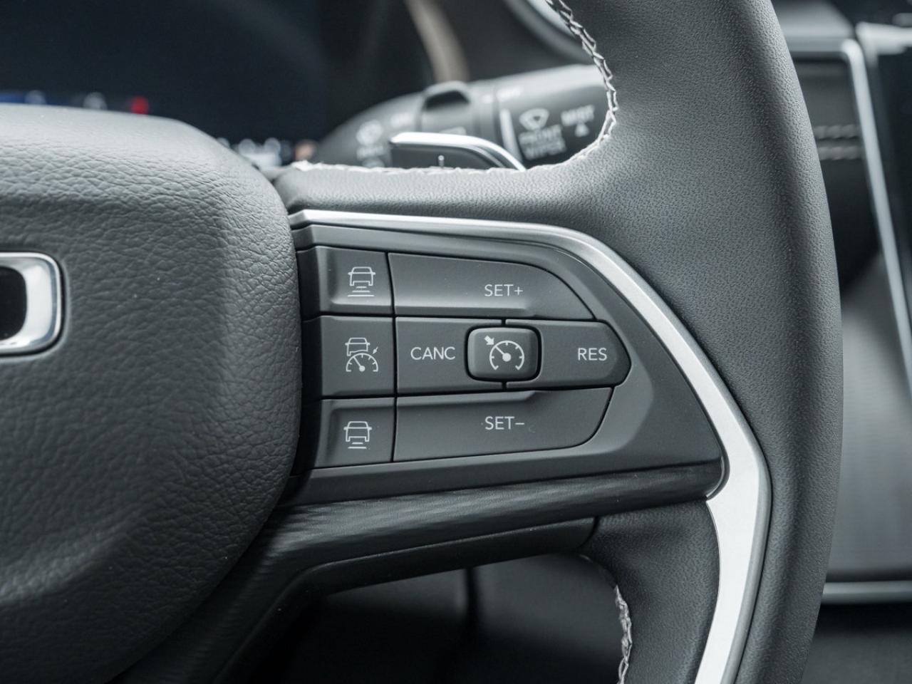 2025 Jeep Grand Cherokee Laredo Altitude Photo