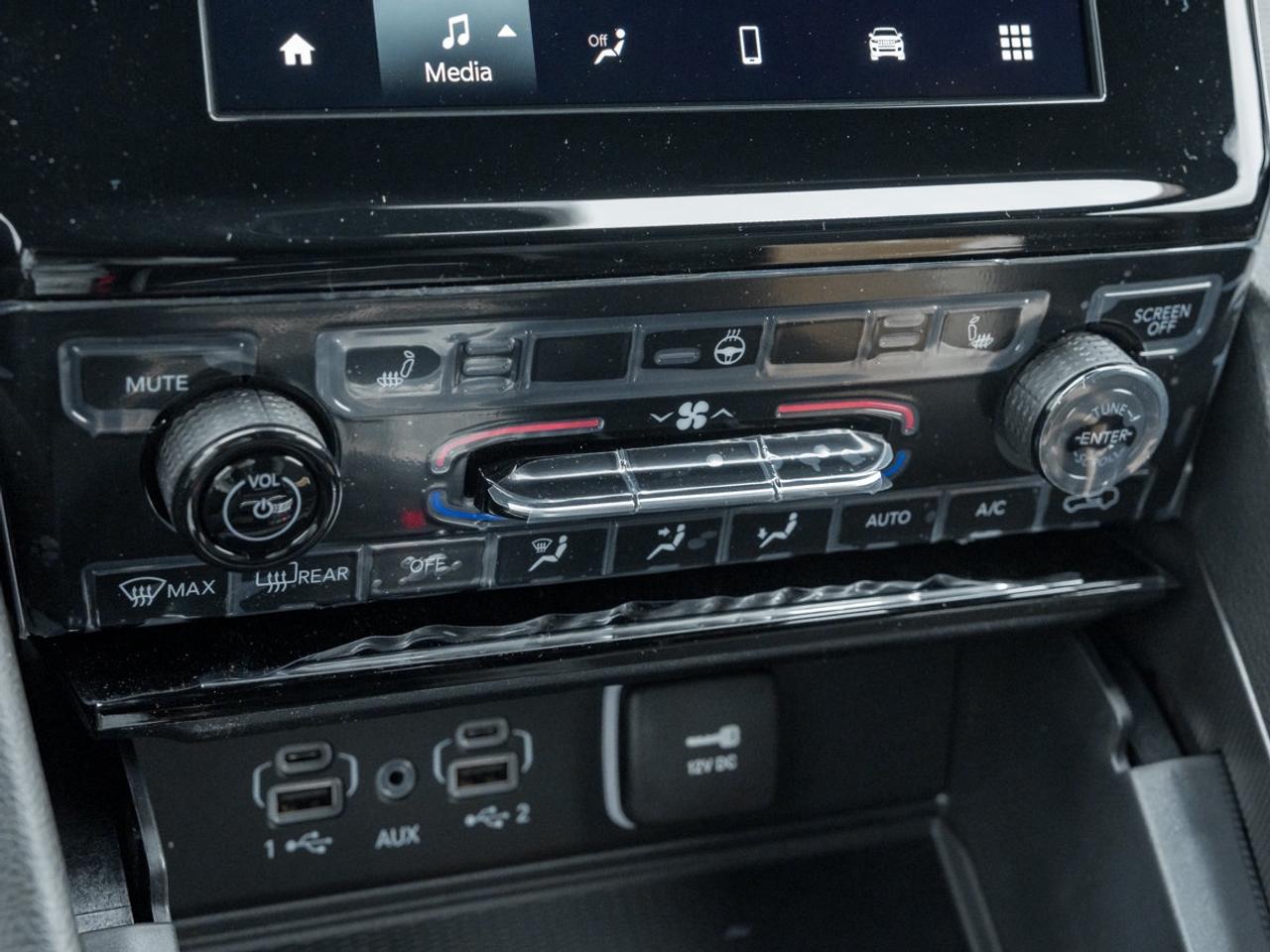 2025 Jeep Grand Cherokee Laredo Altitude Photo