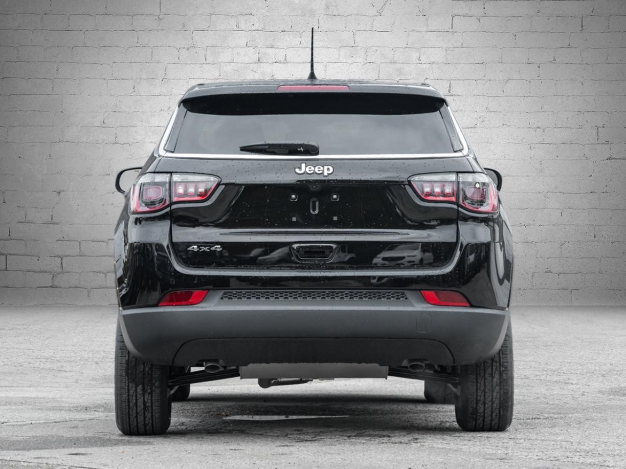 2025 Jeep Compass Sport Photo