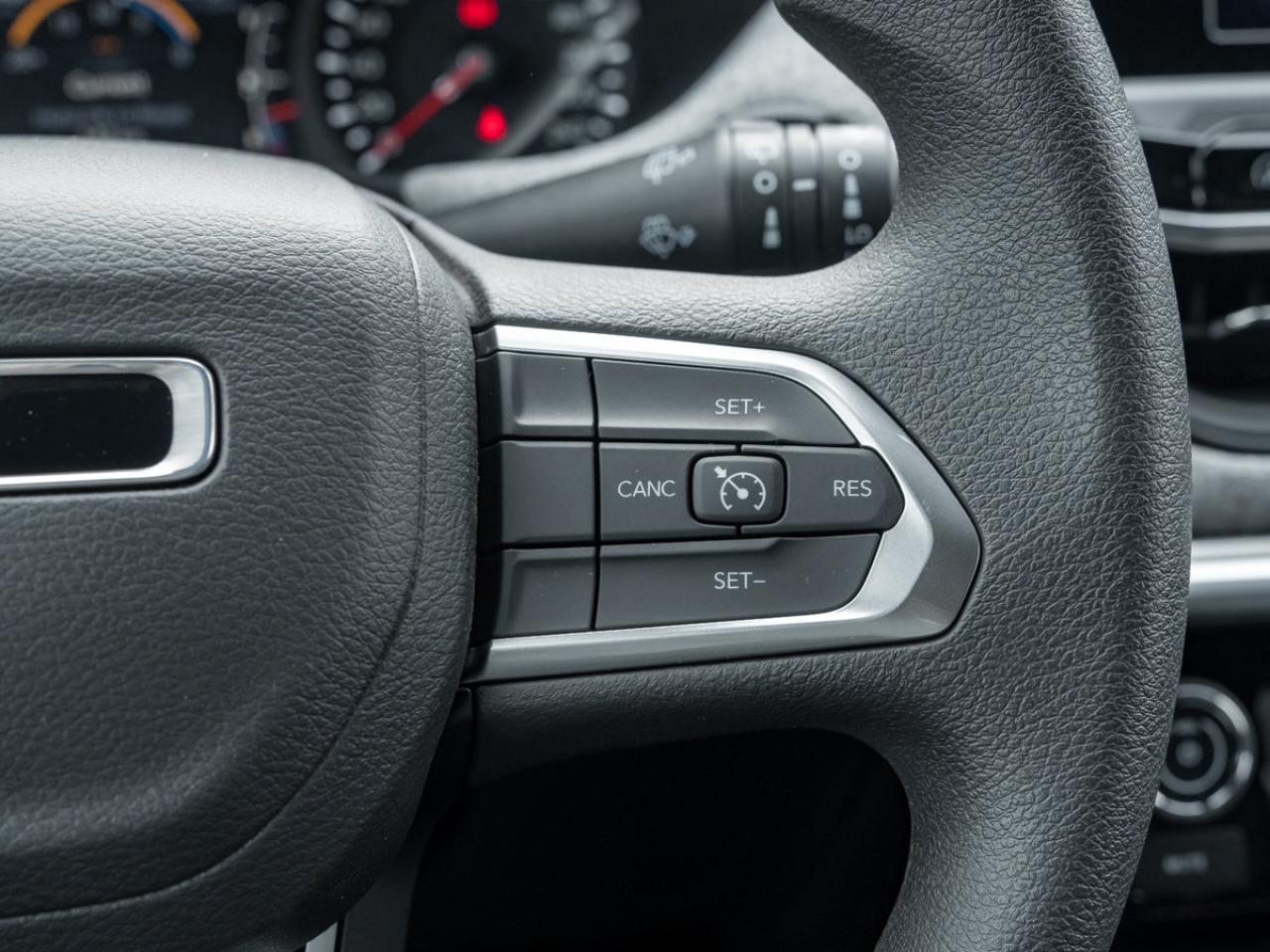 2025 Jeep Compass Sport Photo