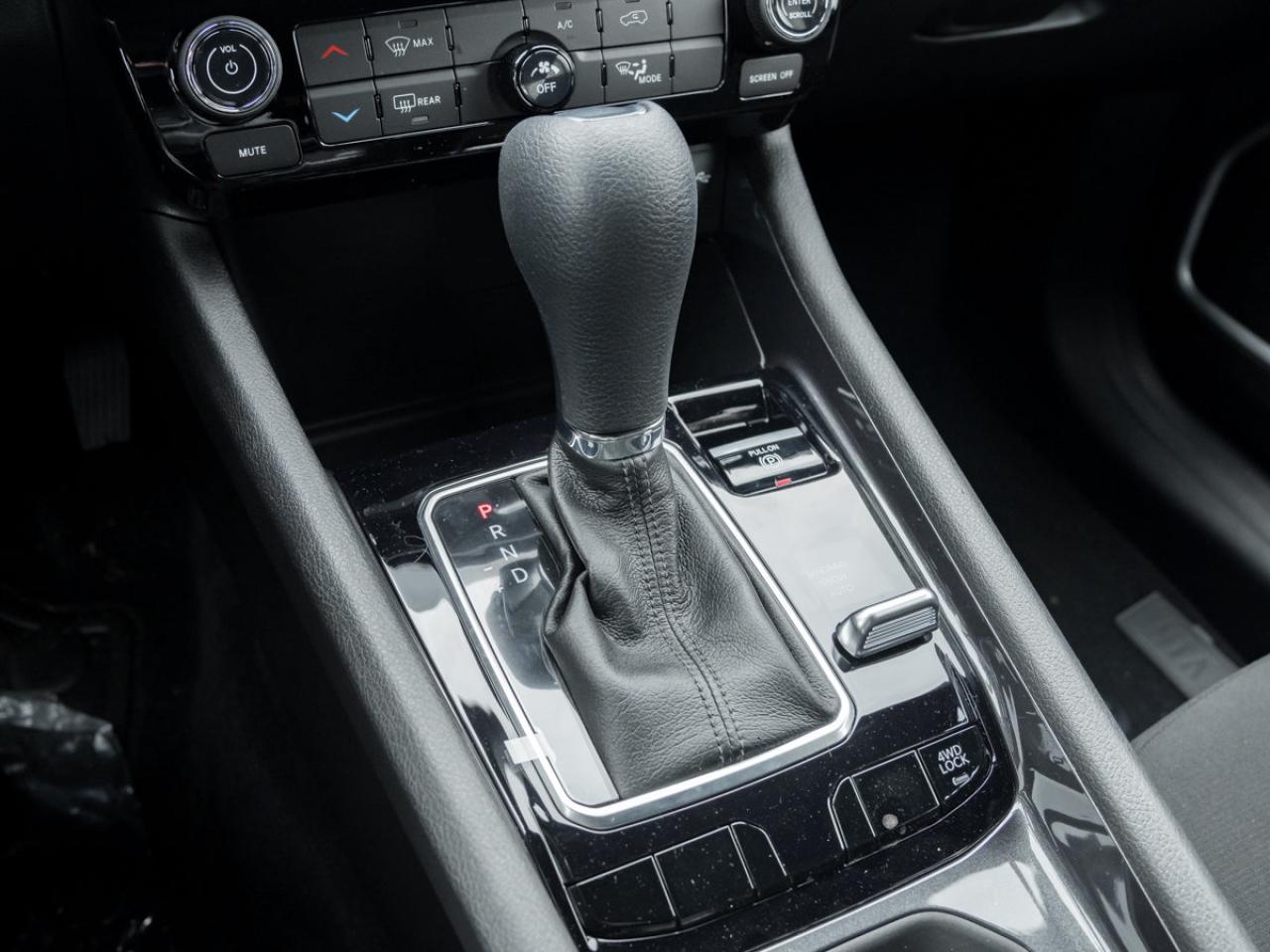 2025 Jeep Compass Sport Photo