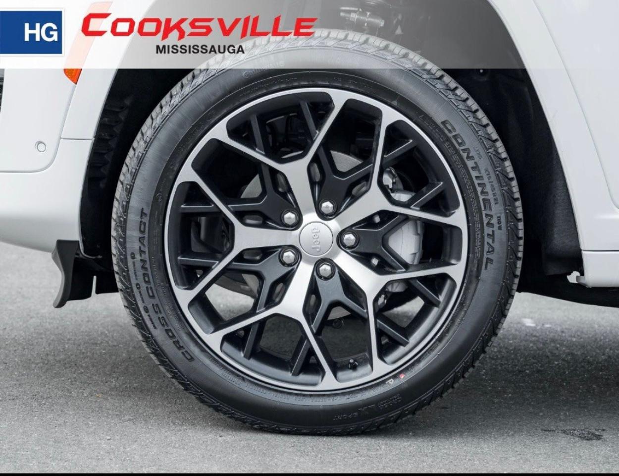 2025 Jeep Grand Cherokee Summit Reserve 4x4 Photo3