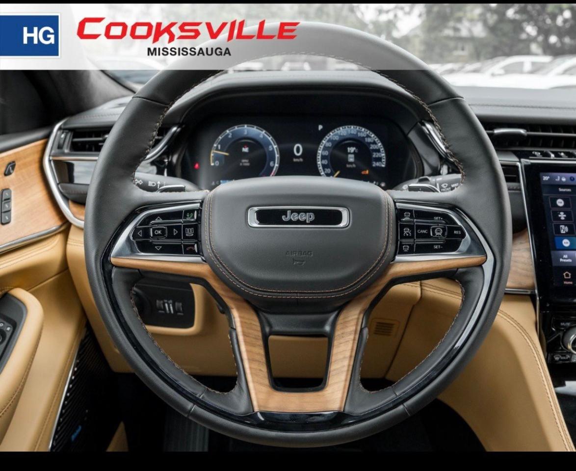 2025 Jeep Grand Cherokee Summit Reserve 4x4 Photo