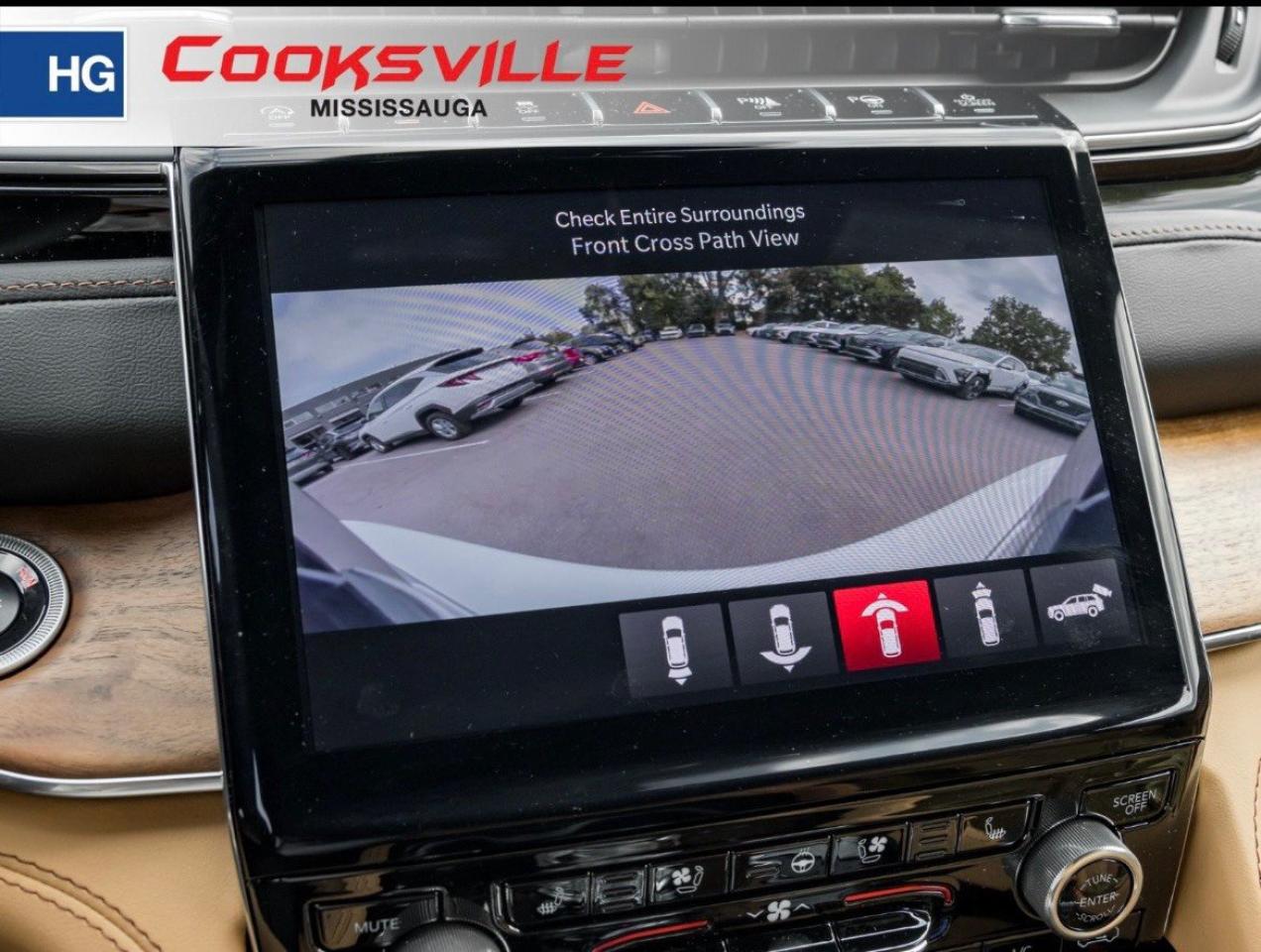 2025 Jeep Grand Cherokee Summit Reserve 4x4 Photo