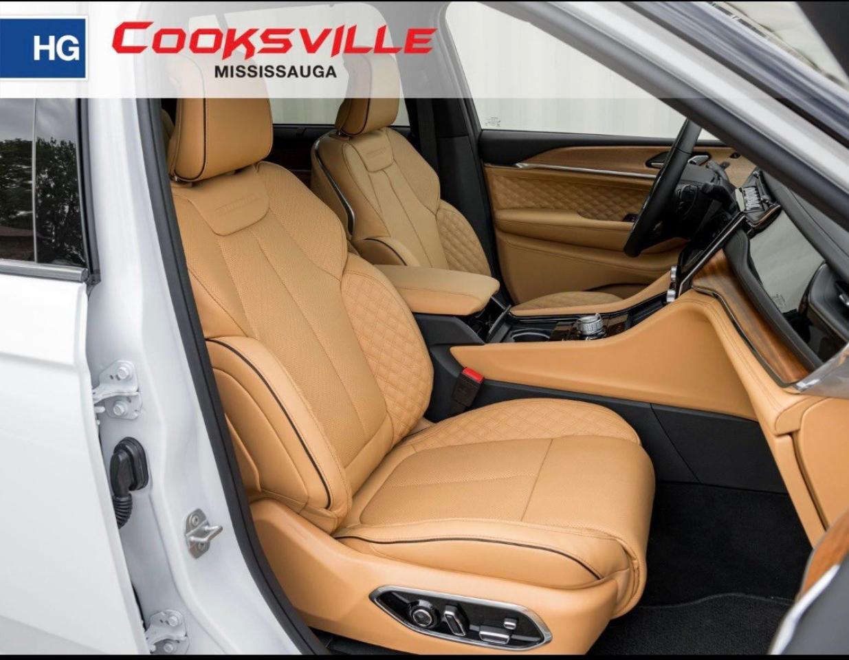 2025 Jeep Grand Cherokee Summit Reserve 4x4 Photo