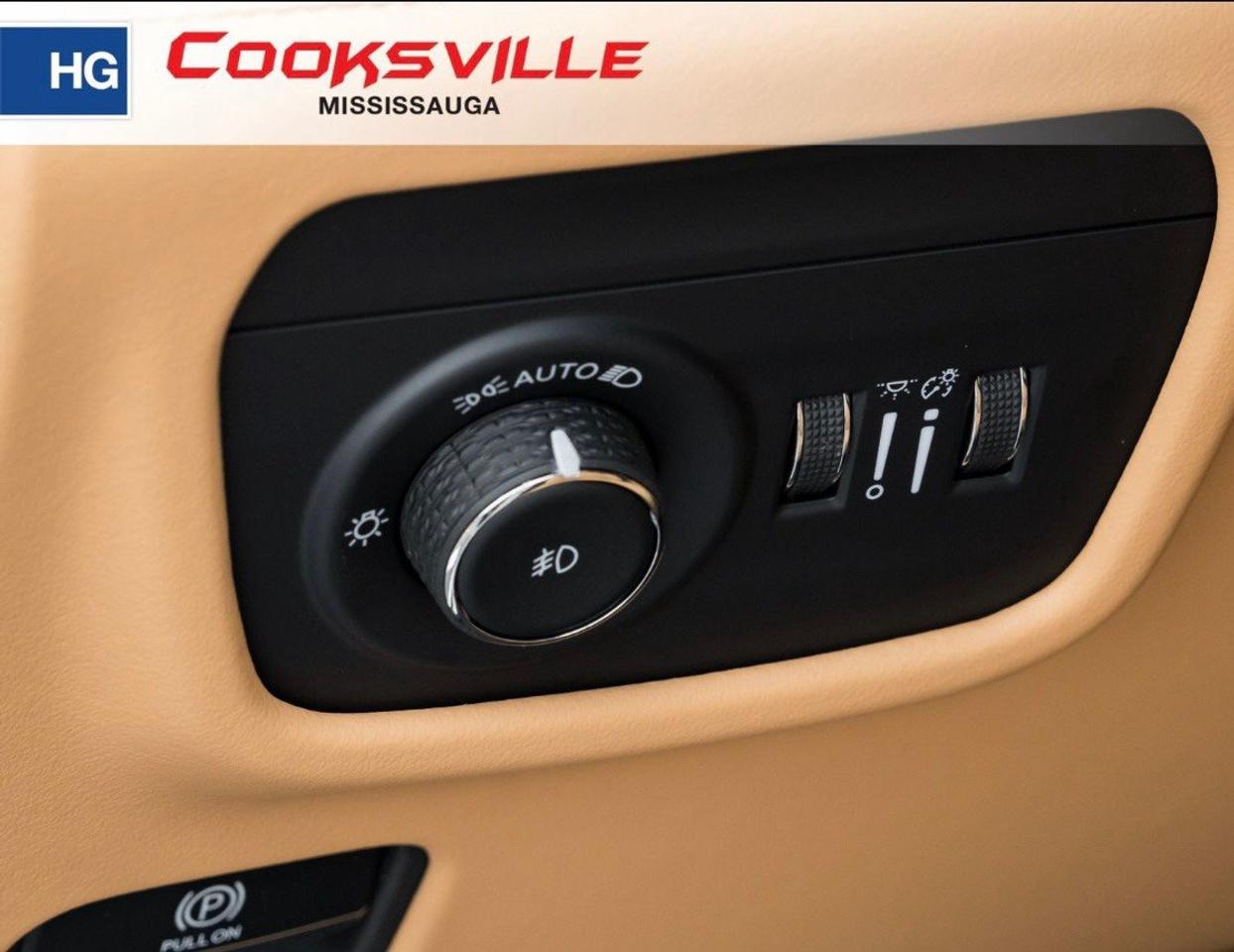 2025 Jeep Grand Cherokee Summit Reserve 4x4 Photo