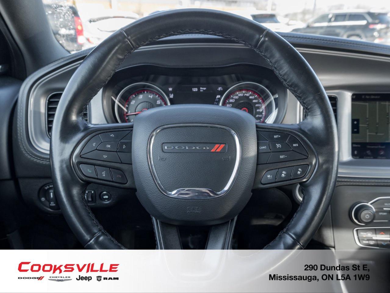 2023 Dodge Charger SXT AWD Photo