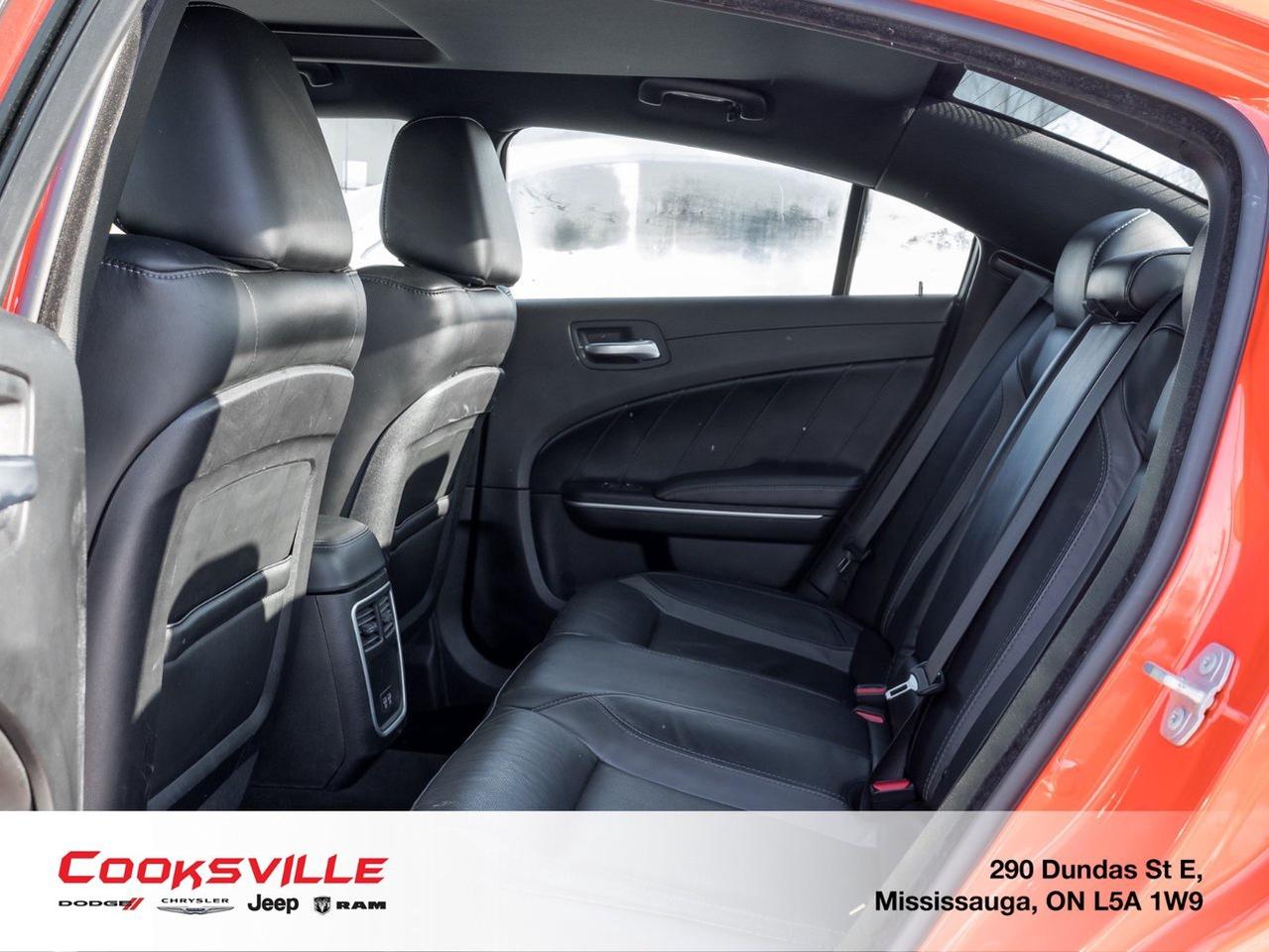 2023 Dodge Charger SXT AWD Photo