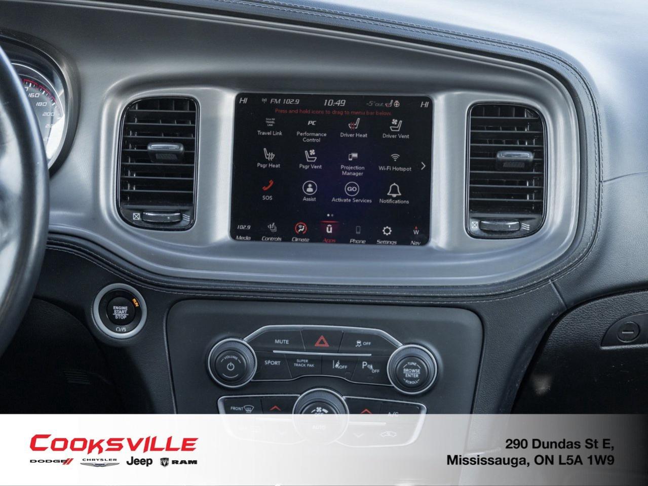 2023 Dodge Charger SXT AWD Photo