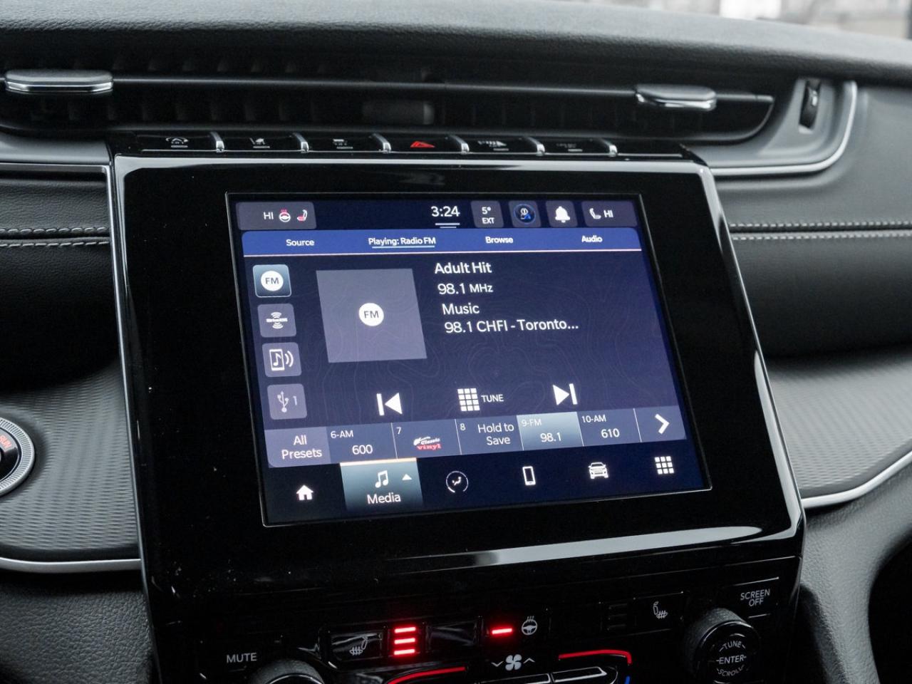 2025 Jeep Grand Cherokee Laredo Photo