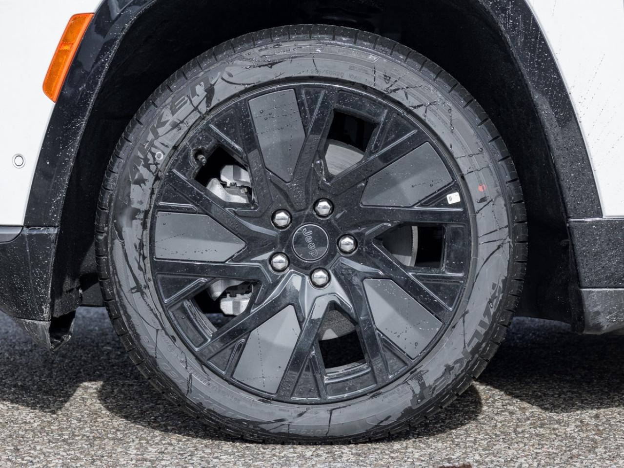 2025 Jeep Wagoneer S PREMIUM Photo3