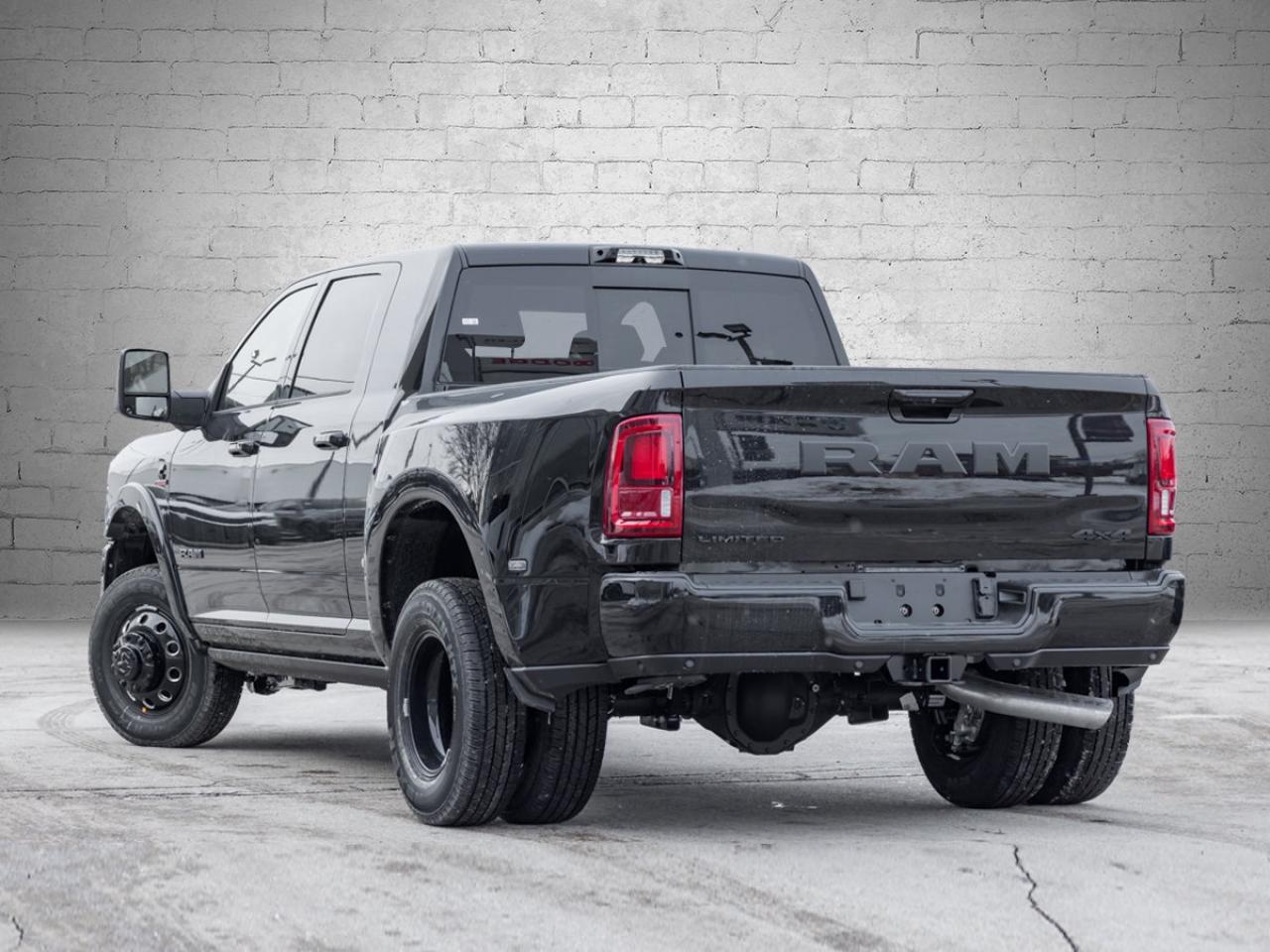 2026 RAM 3500 Limited Photo