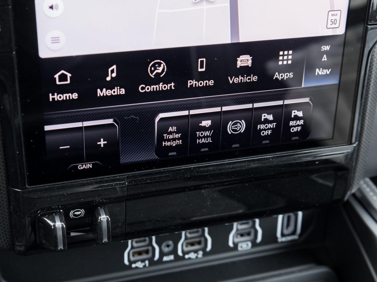 2026 RAM 3500 Limited Photo