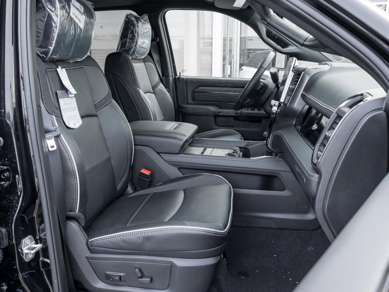 2026 RAM 3500 Limited Photo