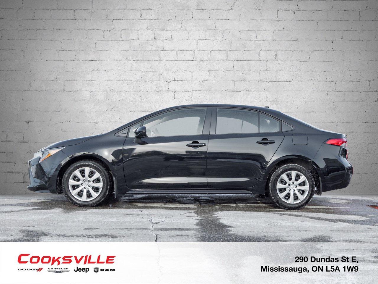 2025 Toyota Corolla LE CVT Photo2