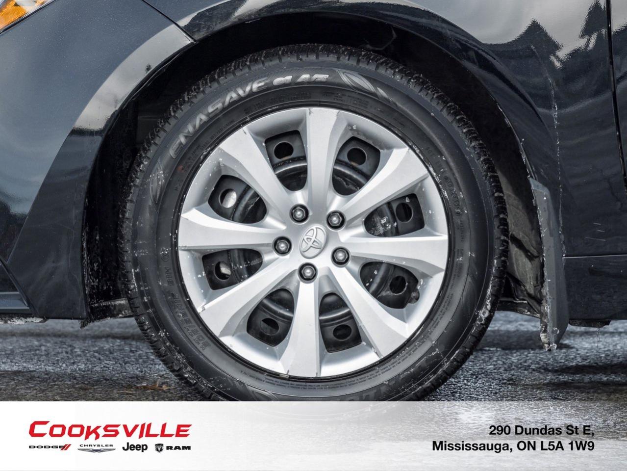 2025 Toyota Corolla LE CVT Photo3