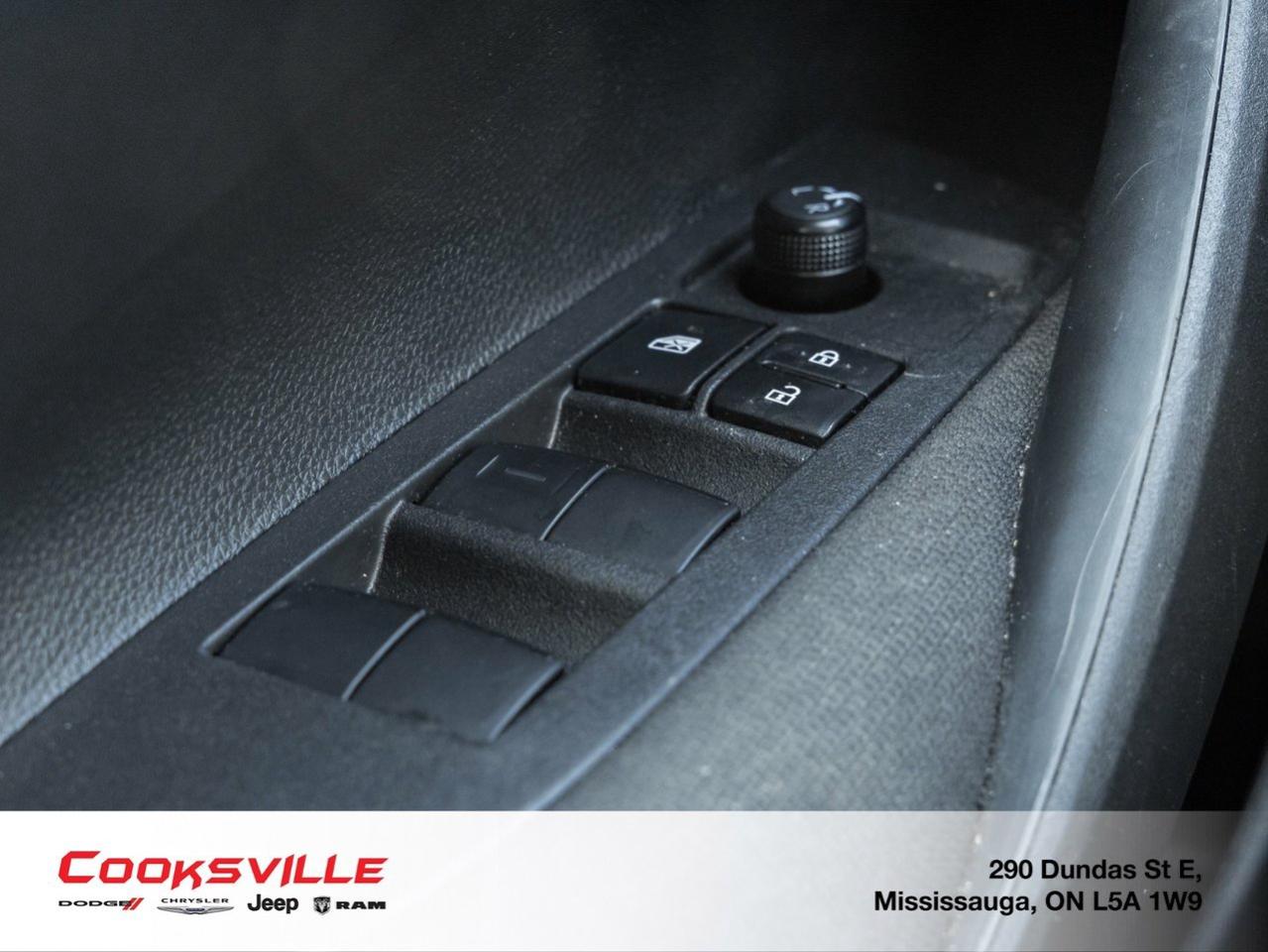 2025 Toyota Corolla LE CVT Photo