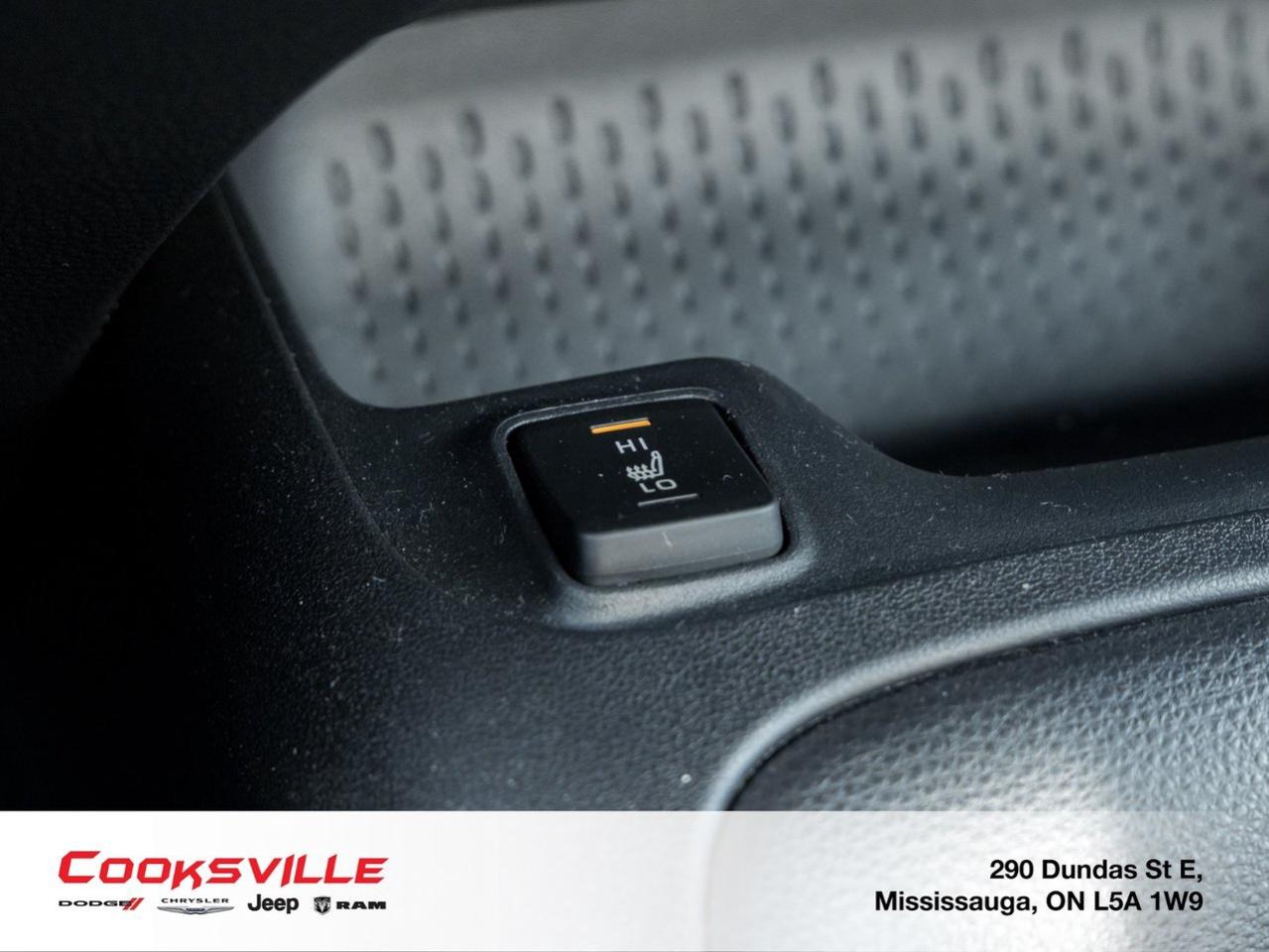 2025 Toyota Corolla LE CVT Photo