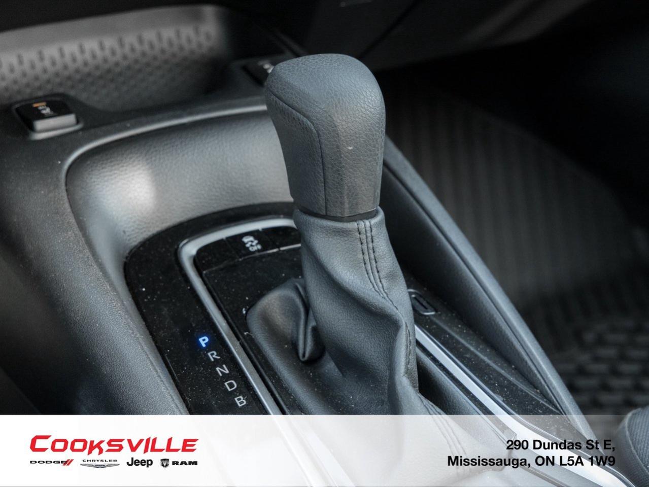 2025 Toyota Corolla LE CVT Photo