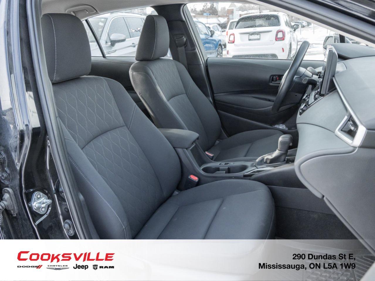 2025 Toyota Corolla LE CVT Photo