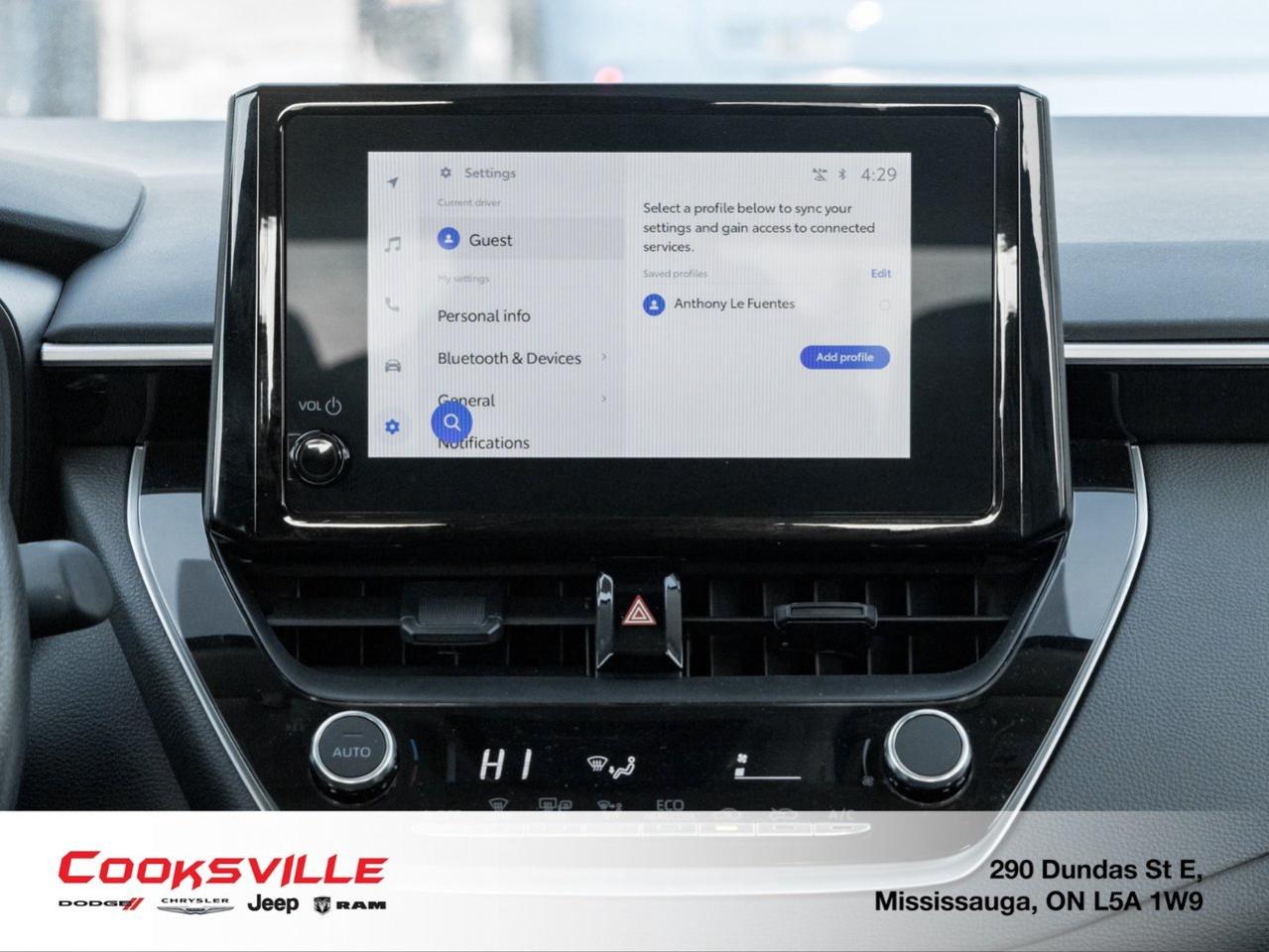 2025 Toyota Corolla LE CVT Photo