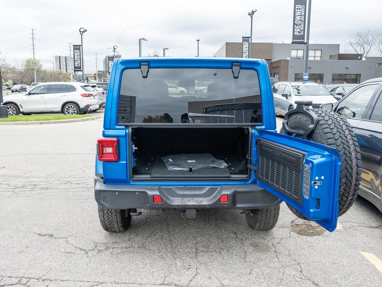 2026 Jeep Wrangler 4-Door SAHARA Photo